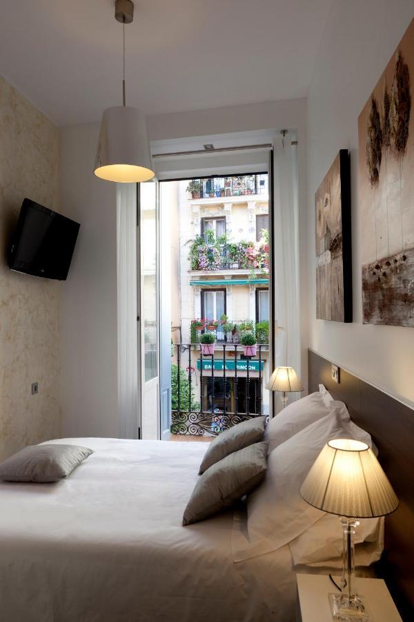 Thc Latina Hostel Madrid Exterior photo